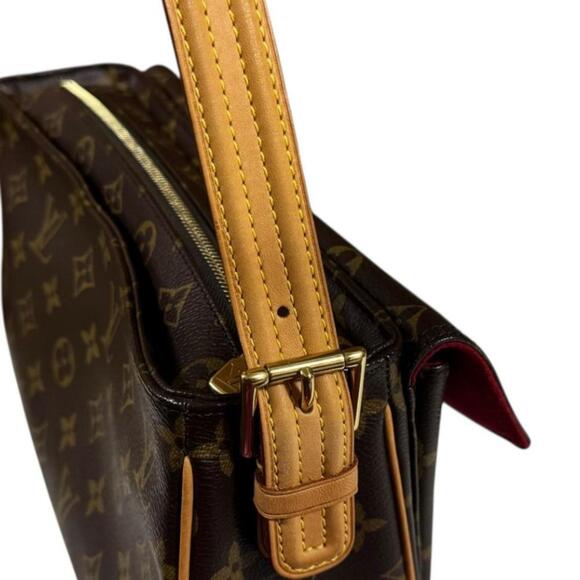 LOUIS VUITTON Brown Monogram Canvas Shoulder Bag - Picture 11 of 16